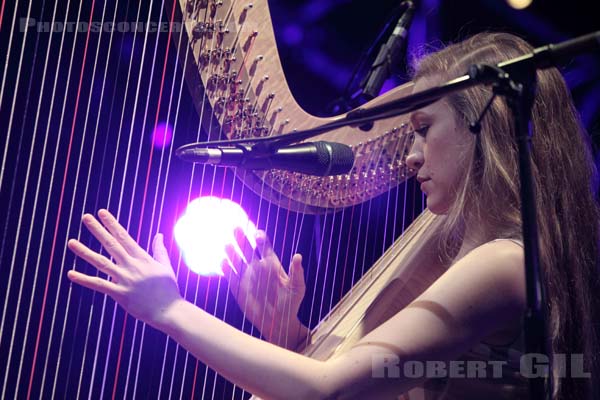 JOANNA NEWSOM - 2010-05-31 - PARIS - Espace Charlie Parker - Grande Halle - 